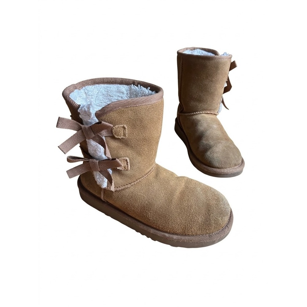 Koolaburra by UGG Victoria Chestnut Suede Bow Boots Kids Size 3
